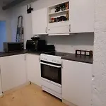 1- Bed Private In *