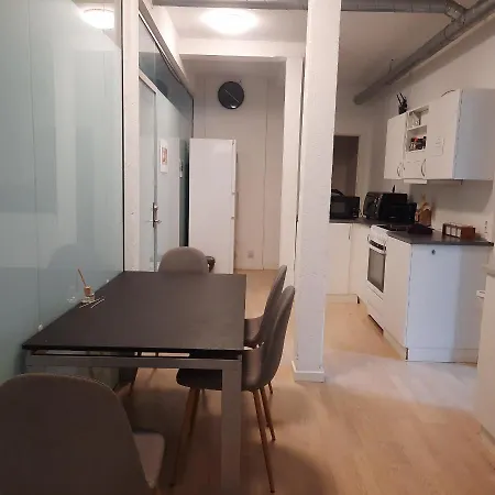 홈스테이 1- Bed Private In 오덴세