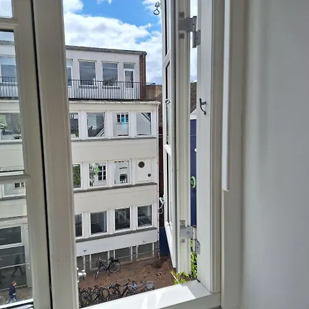 1- Bed Private In ホームステイ *
